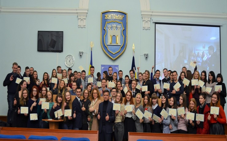 НЕЗАБАРОМ ВІДБУДЕТЬСЯ ВІДКРИТТЯ ШКОЛИ МІСЦЕВОГО САМОВРЯДУВАННЯ. ВСТИГНИ ЗАРЕЄСТРУВАТИСЯ!